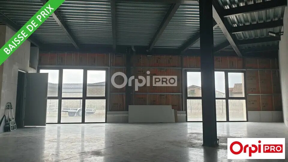 Flex in Alixan for lease - Interior Photo - Image 3 of 3