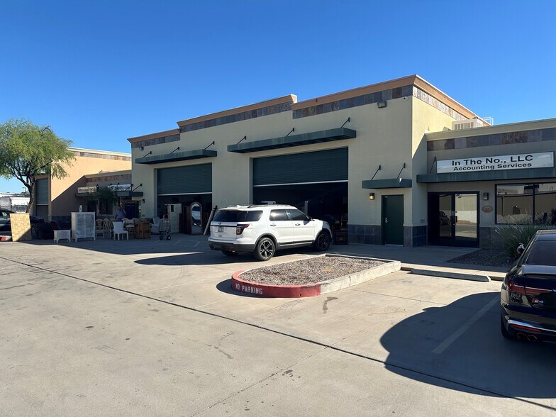 4460 E Main St, Mesa, AZ for lease - Building Photo - Image 1 of 5