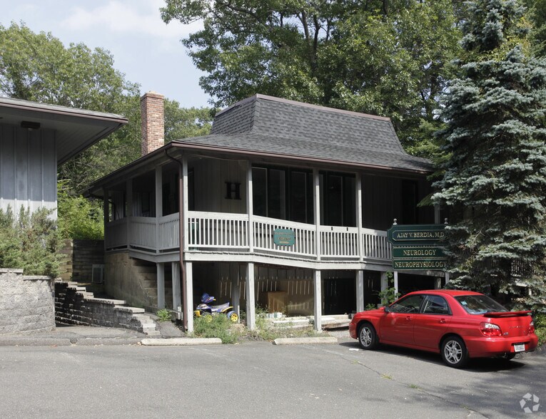 640 Belle Terre Rd, Port Jefferson, NY 11777