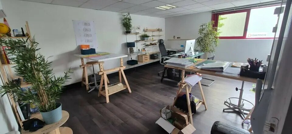 13 Bis Impasse De La Flambère, Toulouse for lease - Interior Photo - Image 2 of 18