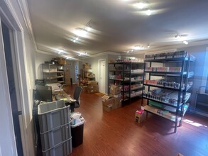 484 N State Rt 17, Paramus, NJ for lease Interior Photo- Image 2 of 5