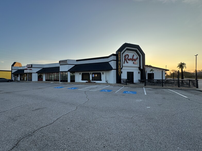 5920 Highway 6 N, Houston, TX for lease - Building Photo - Image 2 of 4
