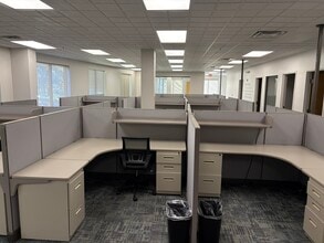 690 Taylor Rd, Gahanna, OH for lease Interior Photo- Image 1 of 2