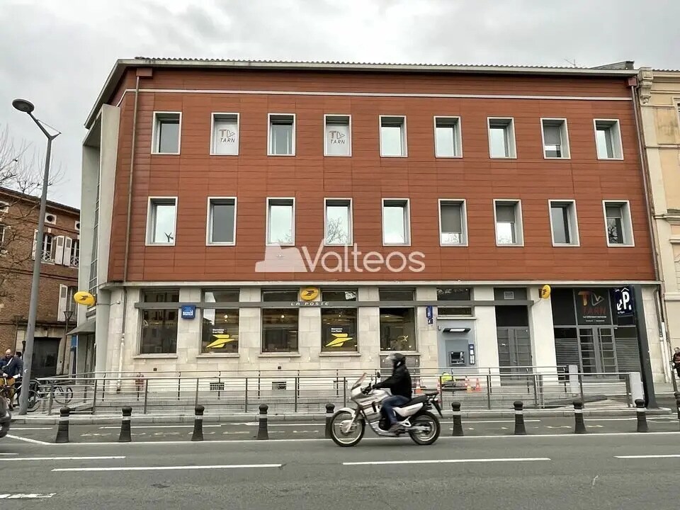 Office in Albi for lease Building Photo- Image 1 of 14