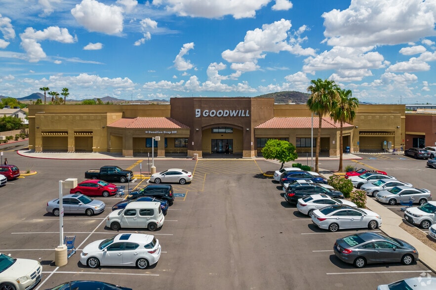 23425 N 39th Dr, Glendale, AZ for lease - Primary Photo - Image 2 of 3