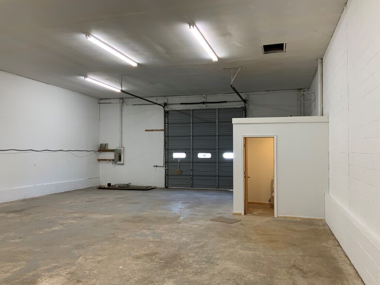 104 S John St, Wilmington, DE for lease - Interior Photo - Image 3 of 5