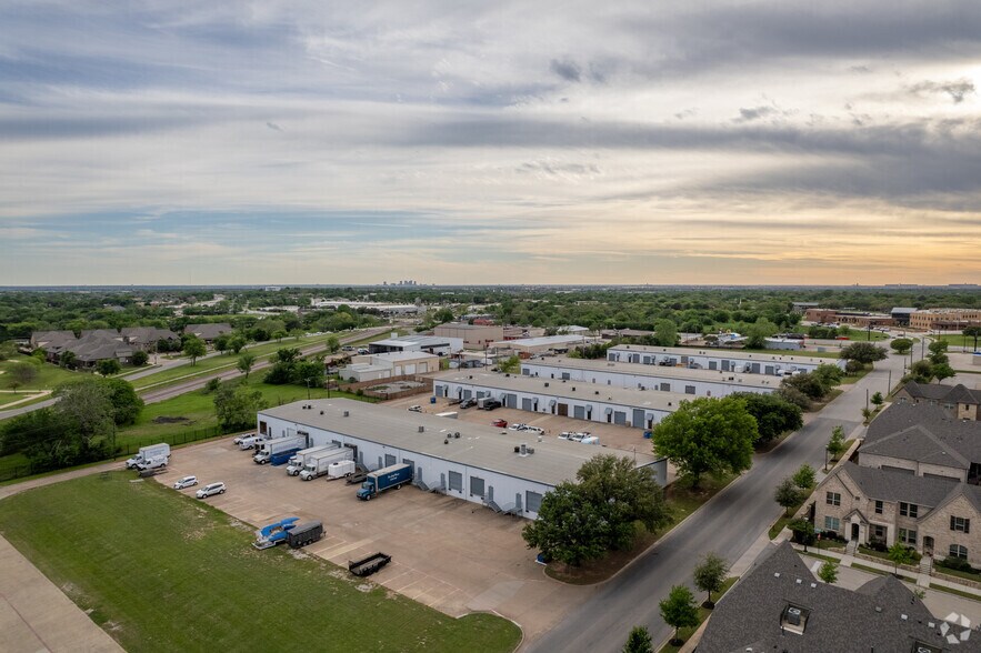 8212 Northeast Pky, North Richland Hills, TX for lease - Building Photo - Image 1 of 8