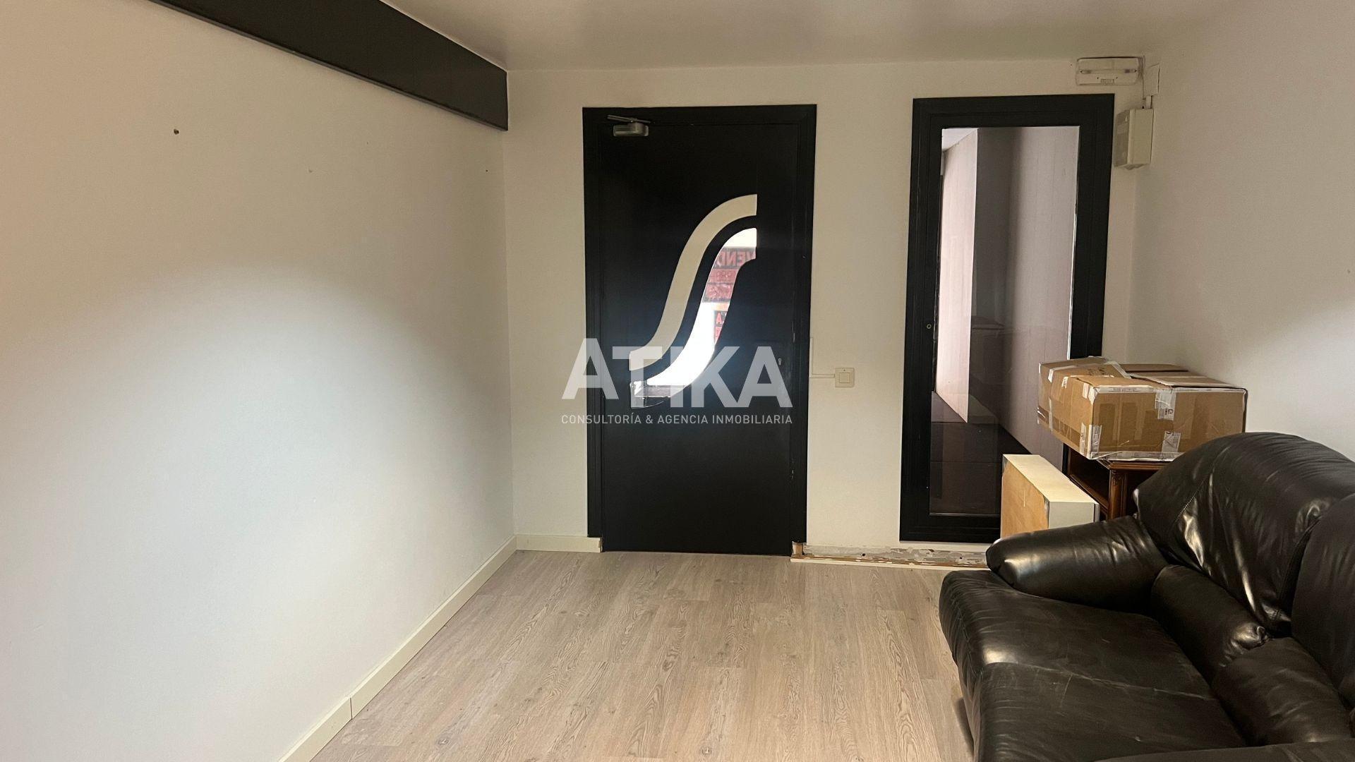 Retail in València for sale Building Photo- Image 1 of 11