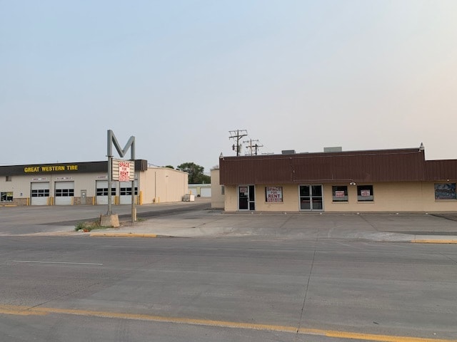 1010 W Main St, Sterling, CO for lease - Building Photo - Image 2 of 5