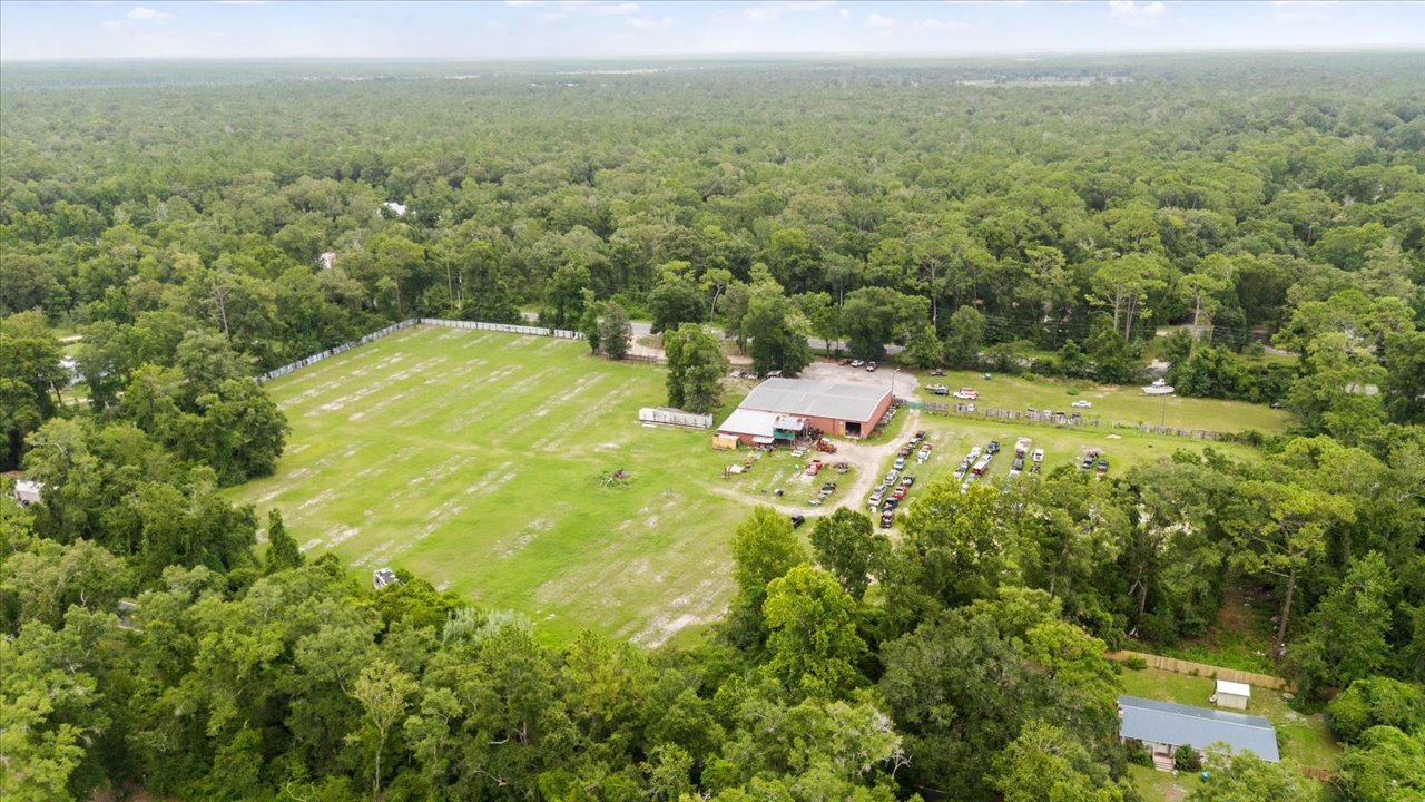 572 Woodville Hwy, Crawfordville, FL for sale Primary Photo- Image 1 of 49