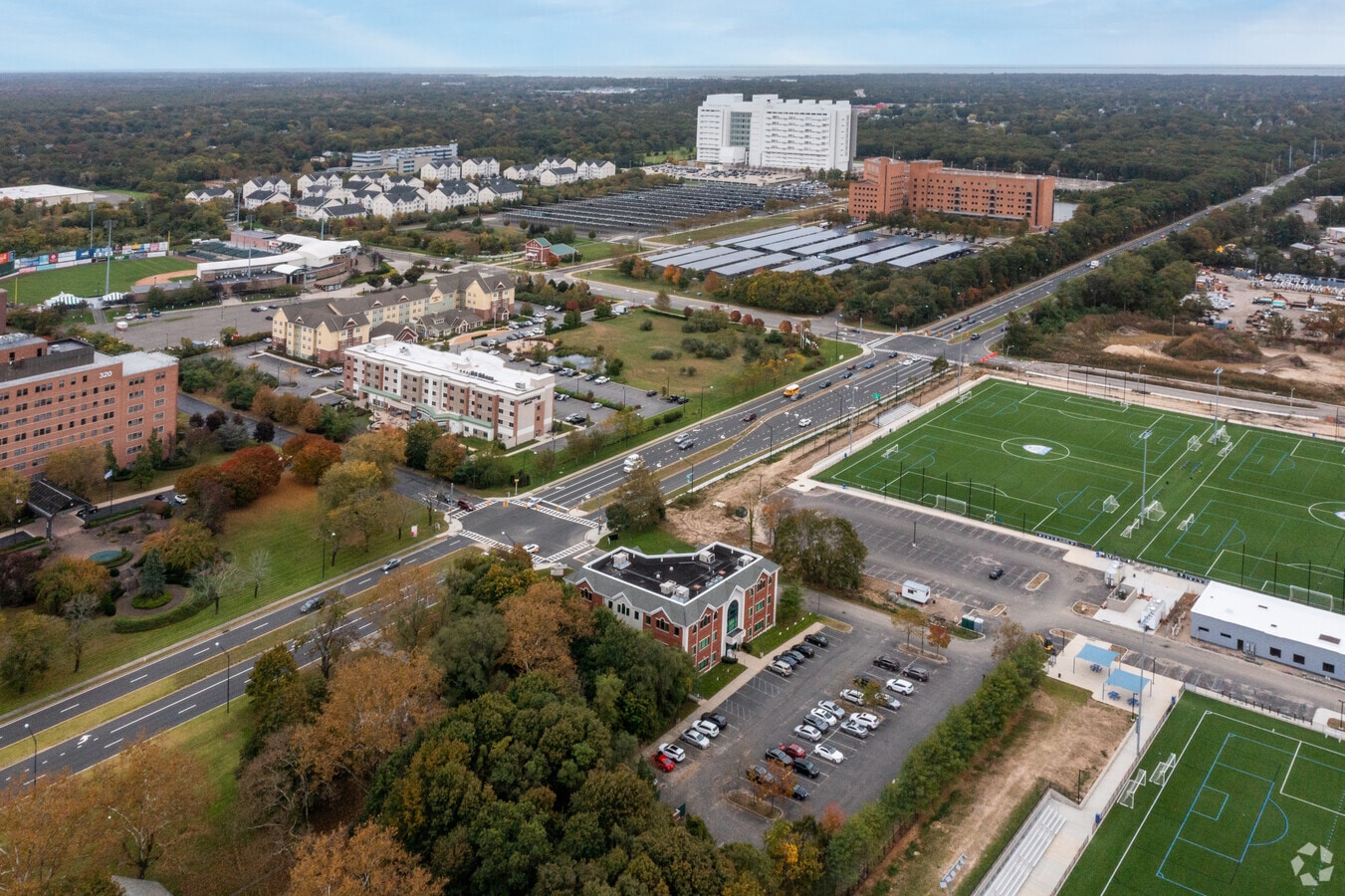 267 Carleton Ave, Central Islip, NY 11722 Courthouse Plaza