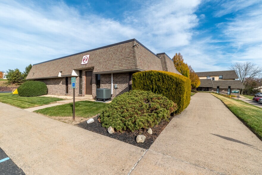 711 Lawn Ave, Sellersville, PA 18960 Office for Sale