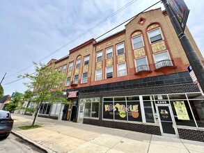 6237-6245 S Kedzie Ave, Chicago, IL for lease Building Photo- Image 2 of 11