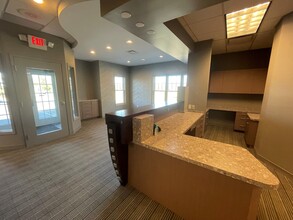 9945 Vail Dr, Twinsburg, OH for lease Building Photo- Image 2 of 5