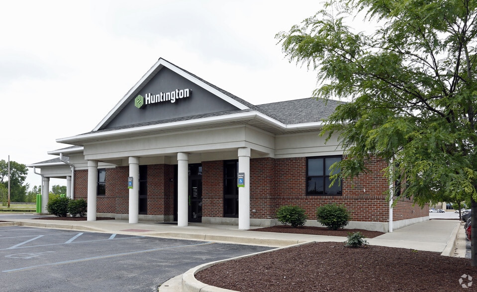 1311 McCord Rd, Holland, OH 43528