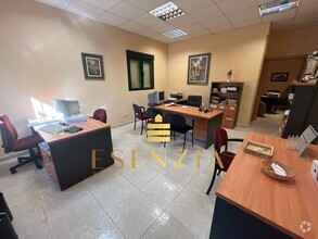 Office in Villanueva del Pardillo, MAD for lease Interior Photo- Image 1 of 9