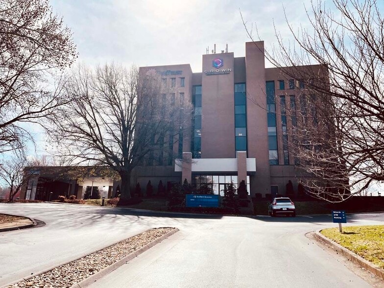 207 Mockingbird Ln, Johnson City, TN for sale - Building Photo - Image 1 of 1