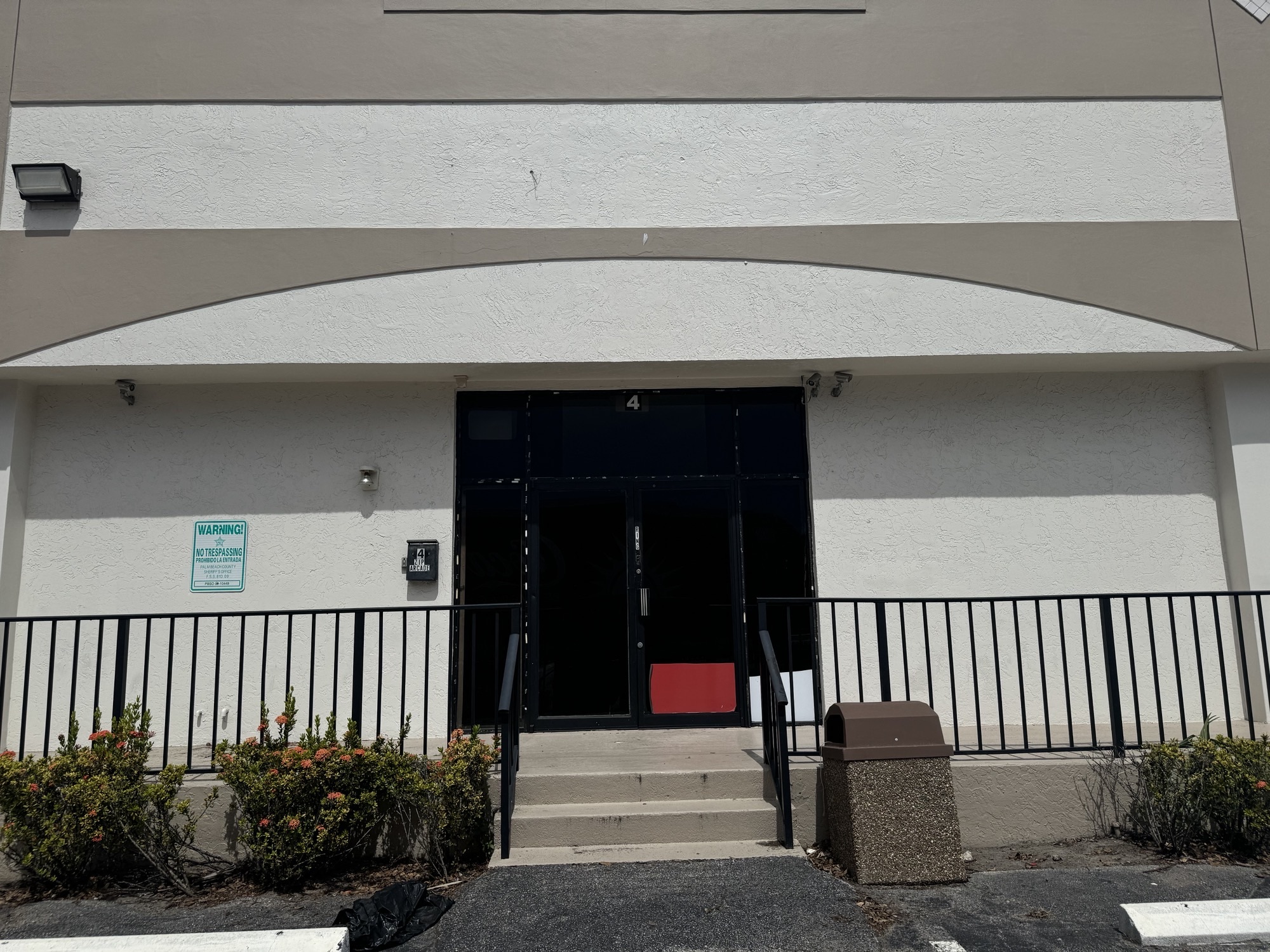 2154 Zip Code Pl, West Palm Beach, FL for lease Building Photo- Image 1 of 1