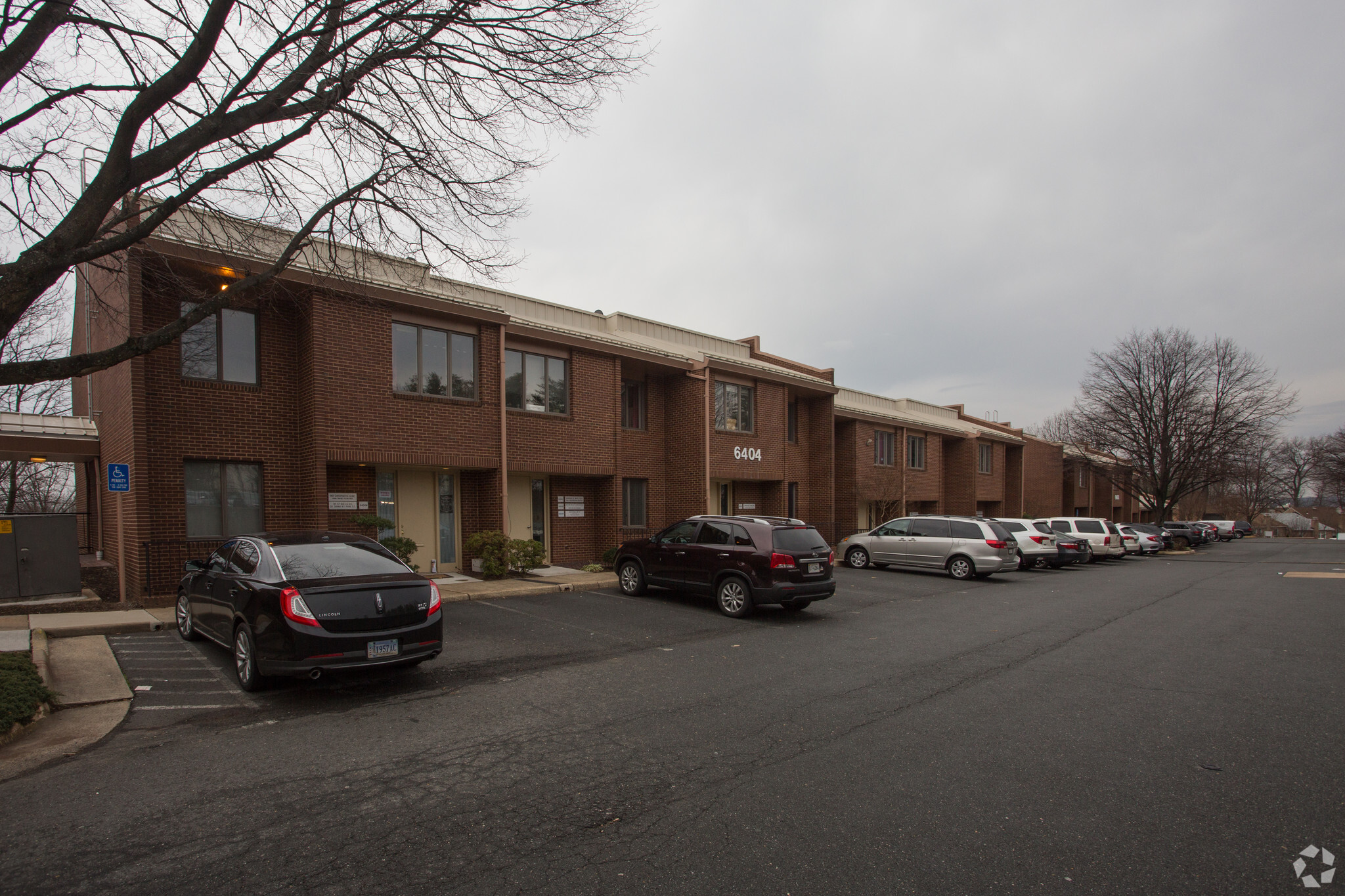 6404 Seven Corners Pl, Falls Church, VA for sale Primary Photo- Image 1 of 8