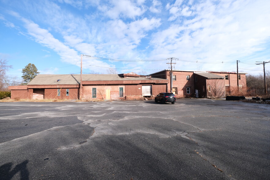 106 Oak St, Taunton, MA for sale - Building Photo - Image 1 of 16