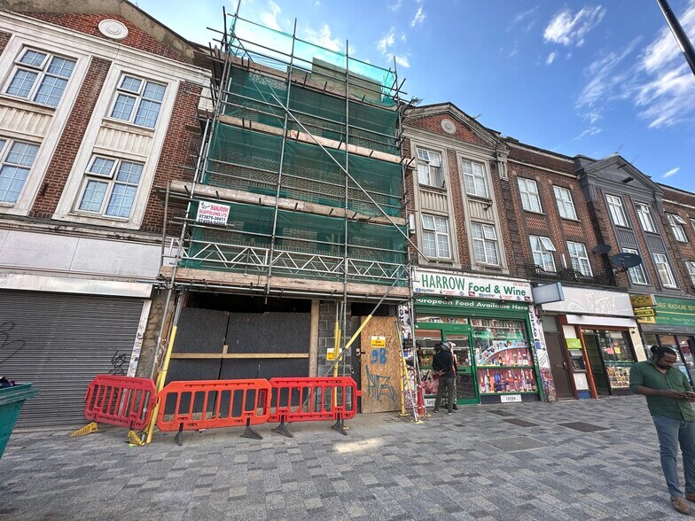 7B High St, Harrow, HA3 5BY Retail for Lease