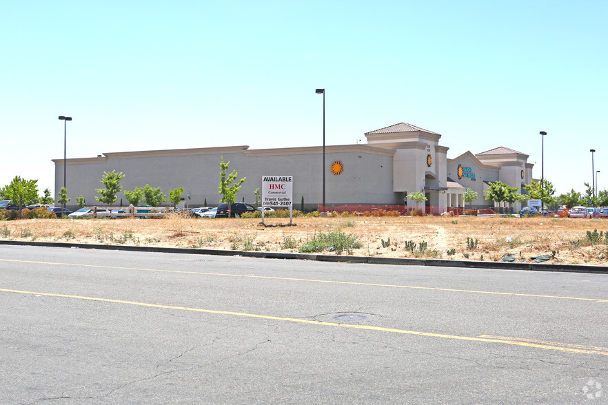 Joseph Gallo Ct, Livingston, CA for lease - Building Photo - Image 3 of 6