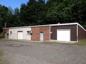 40-42 Gilbert St, Derby CT - Warehouse