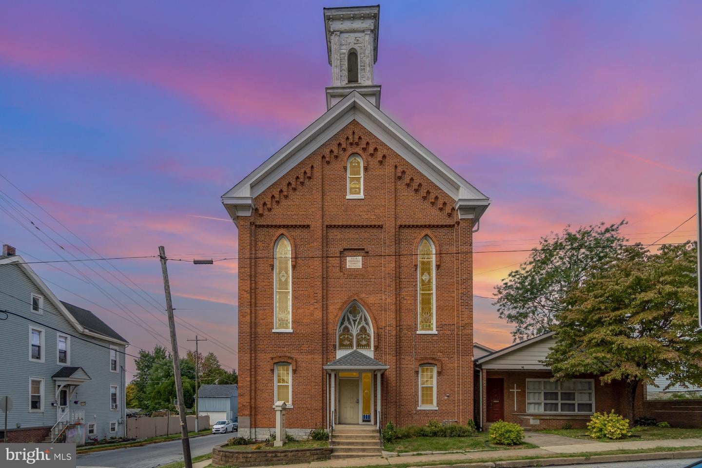 25 S College St, Myerstown, PA for sale Primary Photo- Image 1 of 2