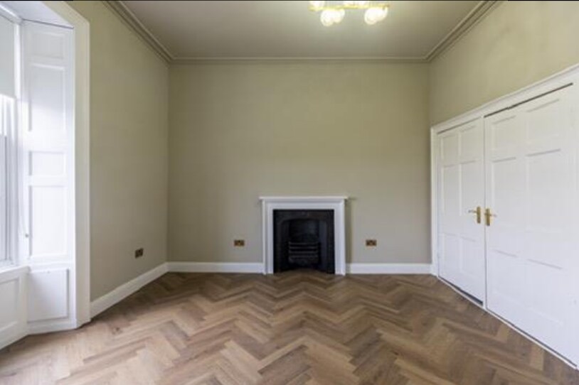 21 Wellington Sq, Ayr for lease Interior Photo- Image 1 of 1