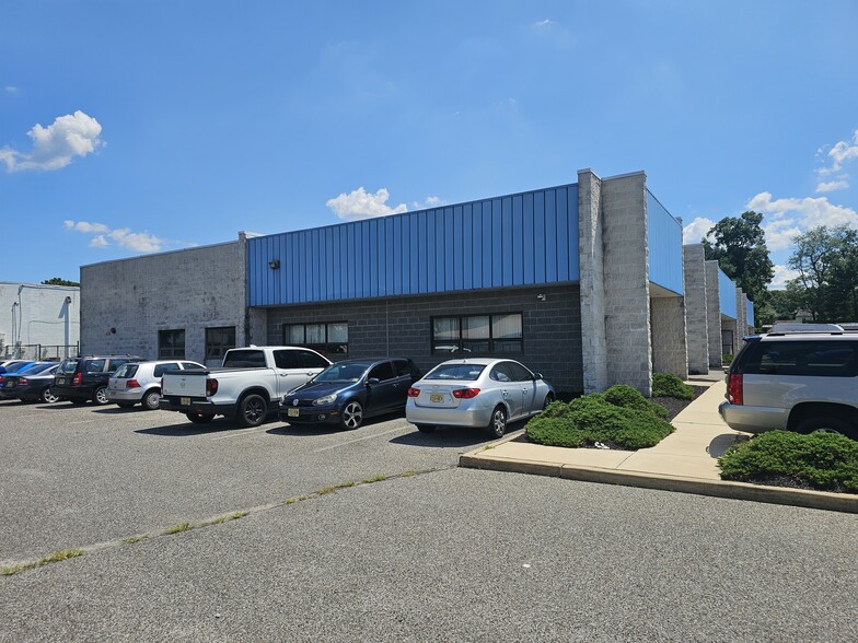 424 Kelley Dr, West Berlin, NJ for lease - Building Photo - Image 1 of 10