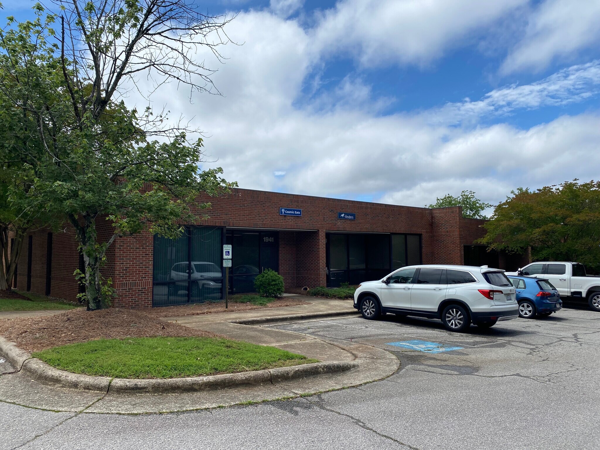 1941-1949 Evans Rd, Cary, NC for lease Building Photo- Image 1 of 3
