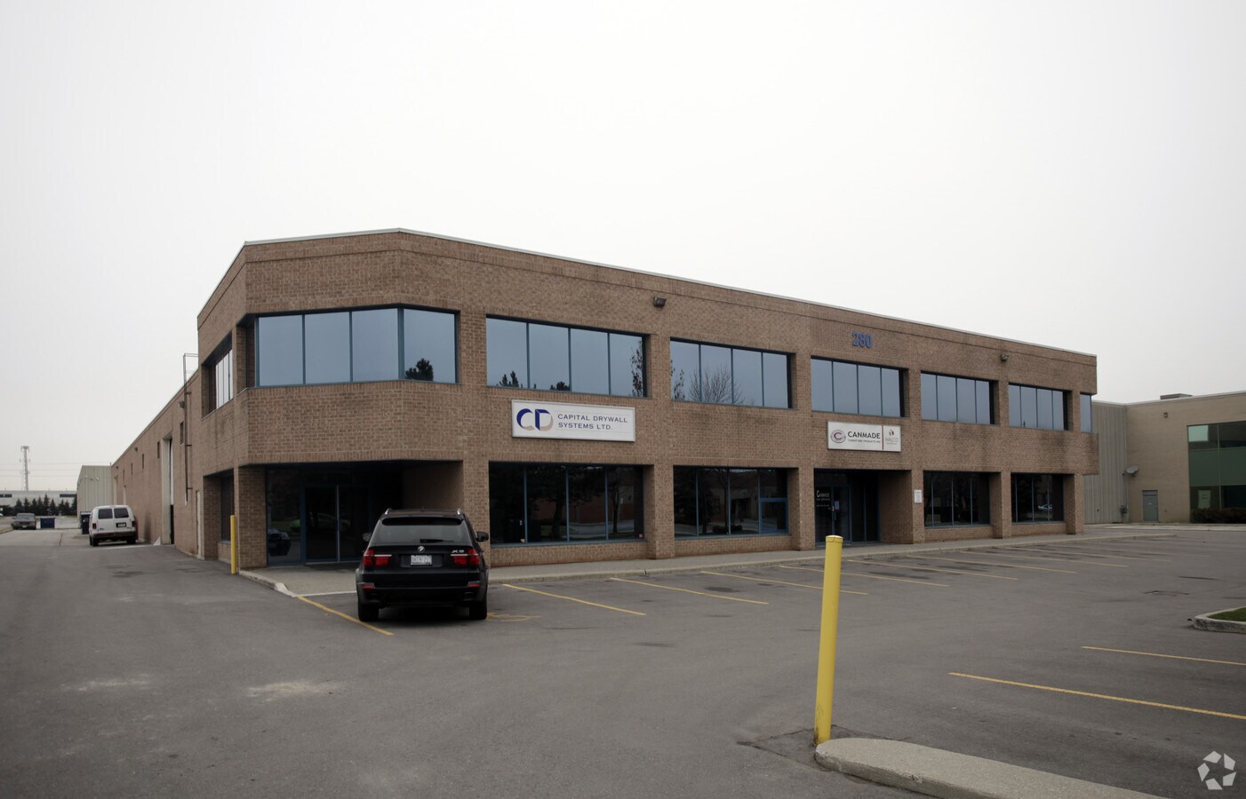 280 Applewood Cres, Vaughan, ON L4K 3V3