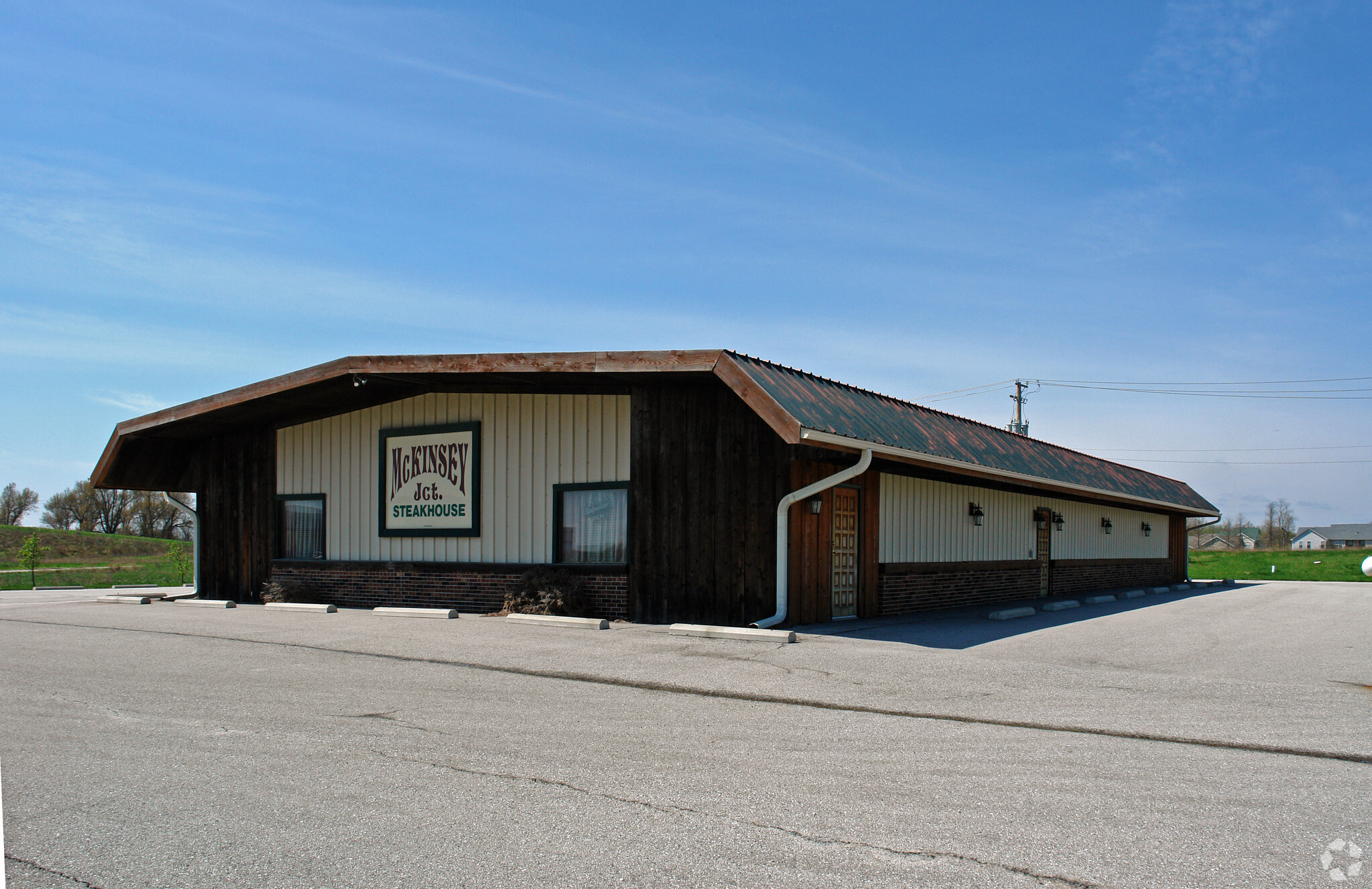 1625 E McKinsey St, Moberly, MO for sale Primary Photo- Image 1 of 1