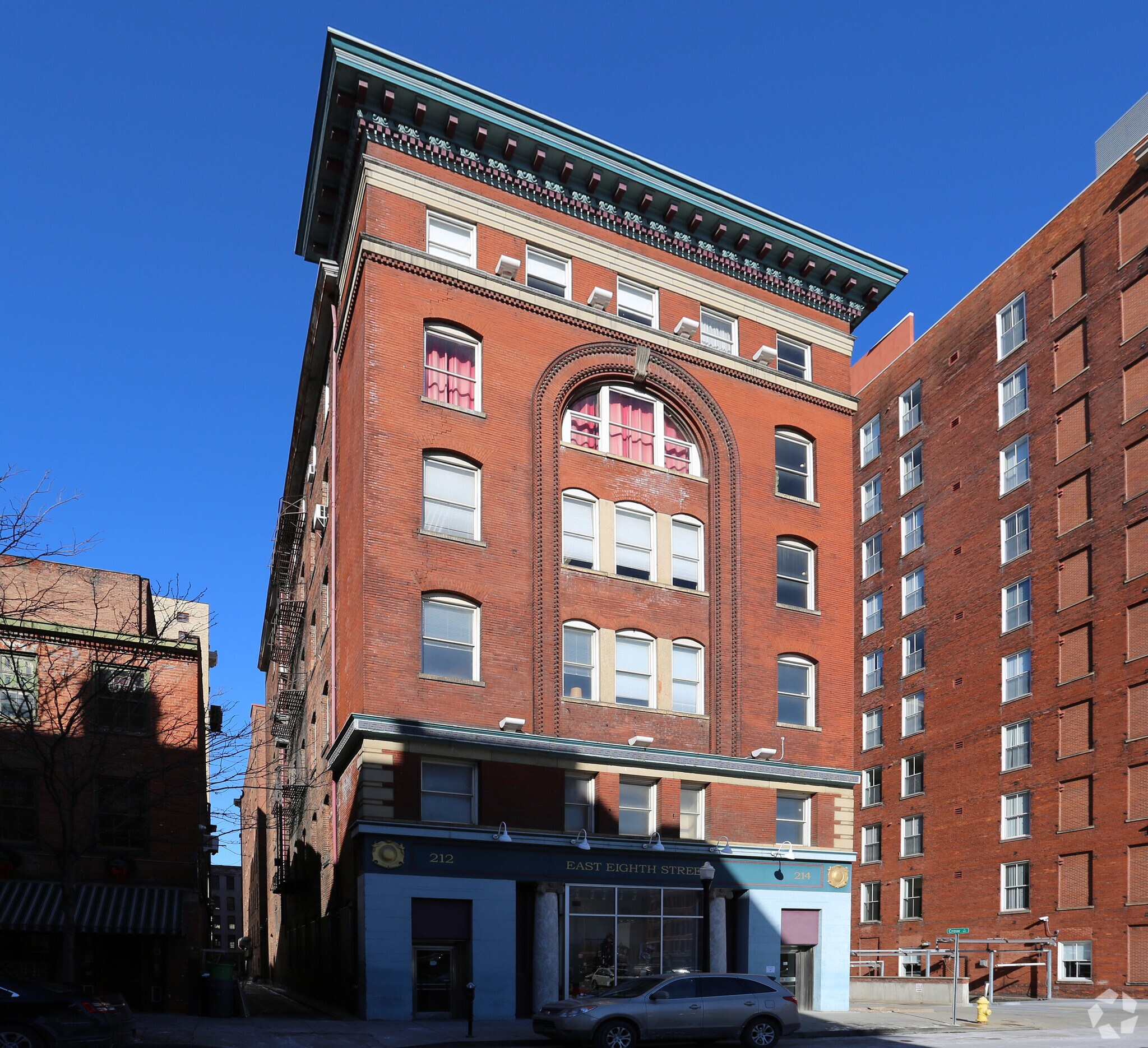 212-214 E 8th St, Cincinnati, OH for lease Building Photo- Image 1 of 48