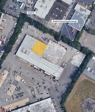 1660 Old Country Rd, Plainview, NY - AERIAL map view