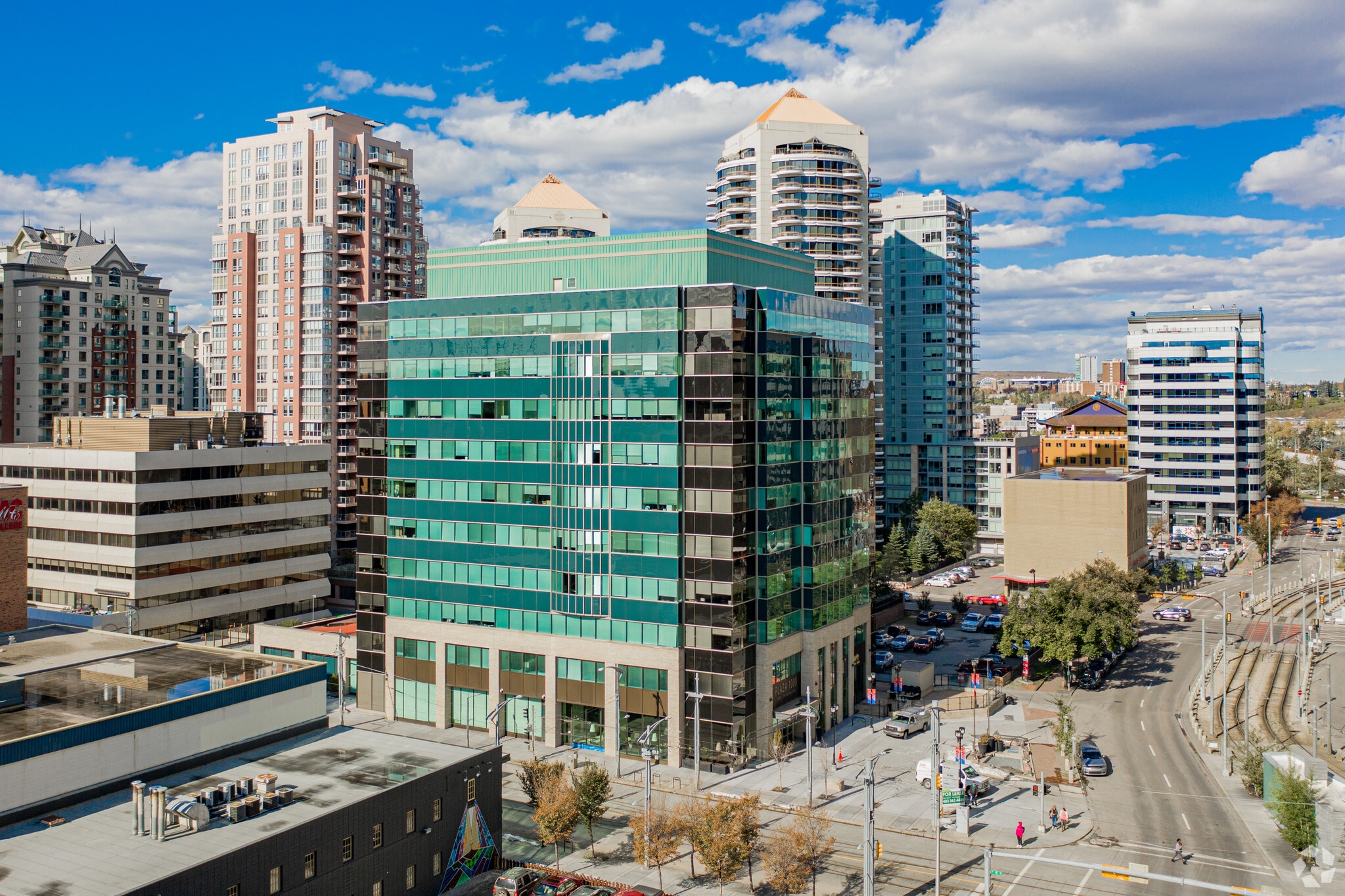 1000 7th Ave SW, Calgary, AB for sale Primary Photo- Image 1 of 1
