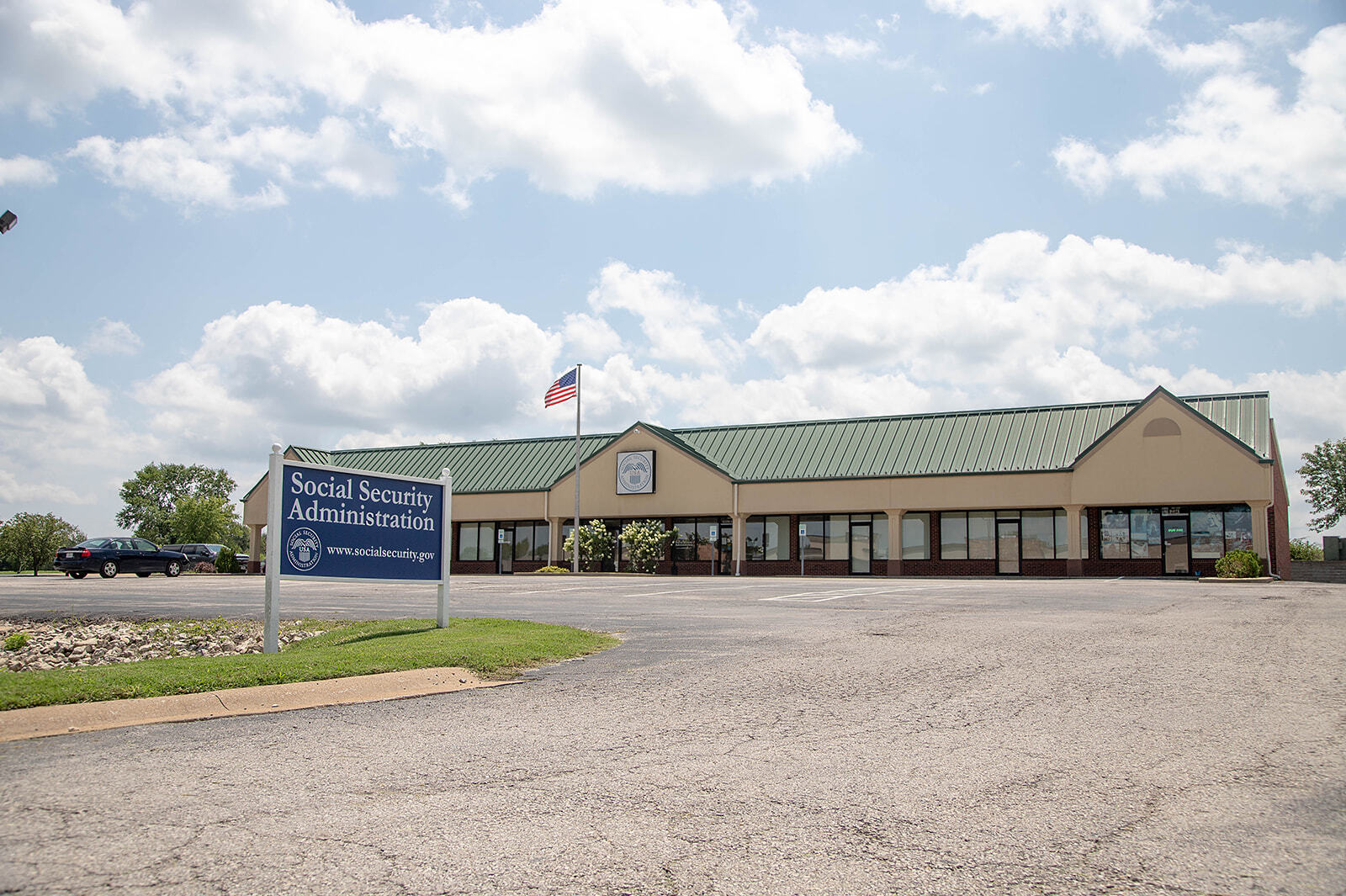 43 Prairie Dell Plz, Union, MO for sale Building Photo- Image 1 of 3