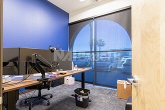 7650 Dean Martin Dr, Las Vegas, NV for lease Interior Photo- Image 2 of 4