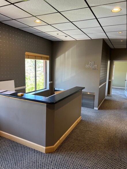 34237 Highway 6, Edwards, CO for lease - Interior Photo - Image 1 of 14