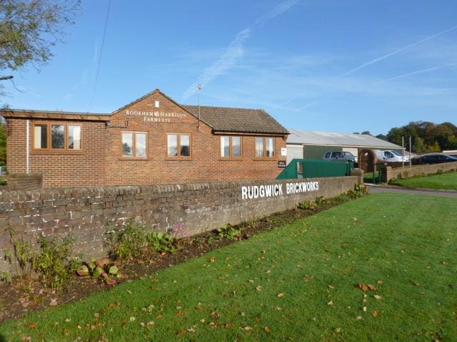 Lynwick St, Rudgwick for sale Primary Photo- Image 1 of 1