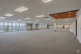 579 Executive Campus Dr, Westerville, OH for lease Interior Photo- Image 2 of 5