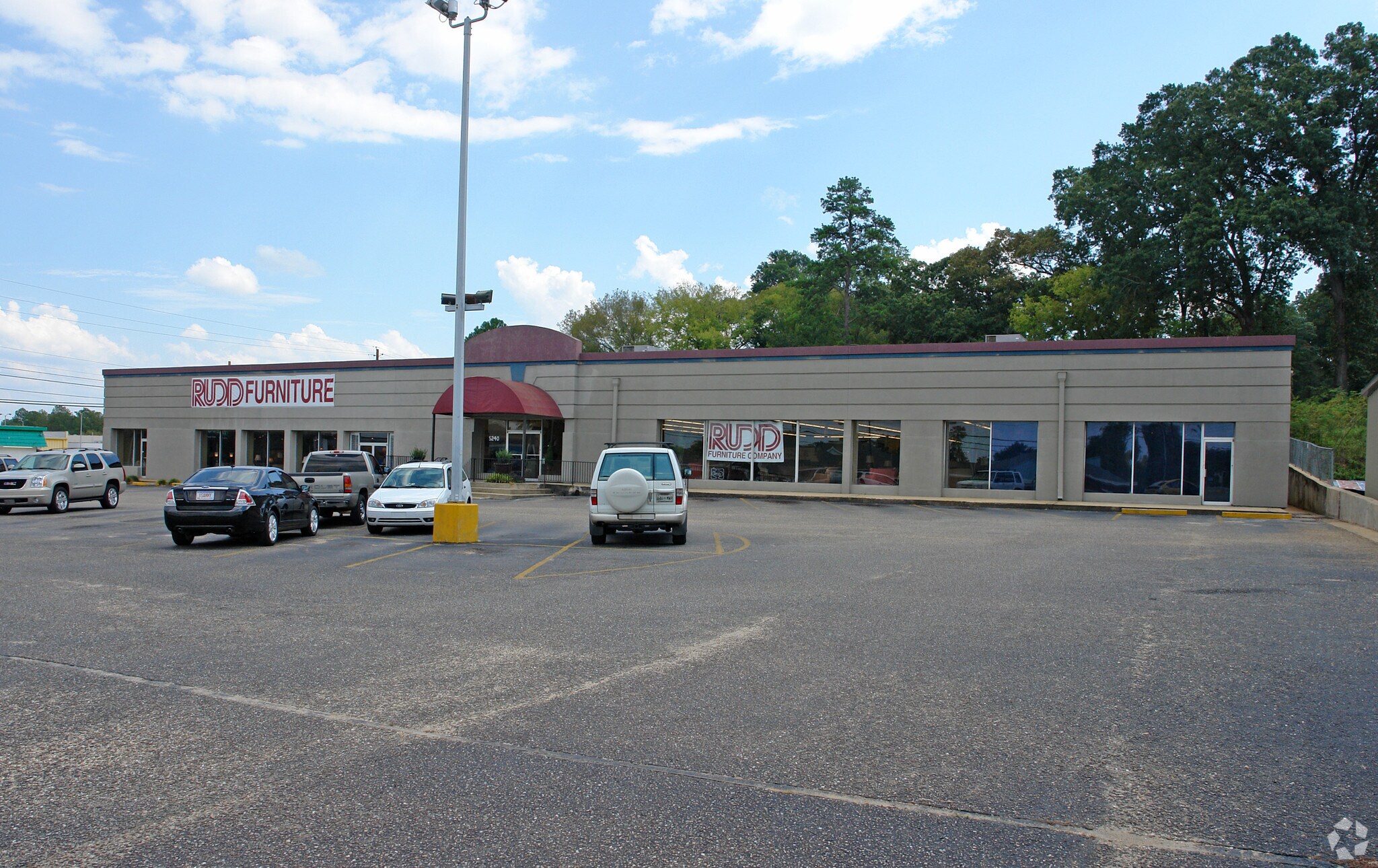 5240 Atlanta Hwy, Montgomery, AL for sale Primary Photo- Image 1 of 1