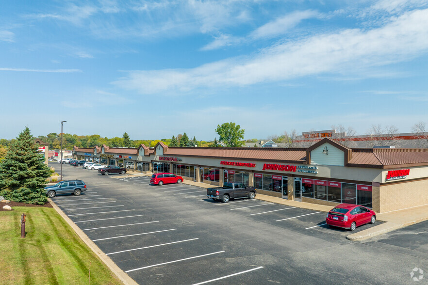 14001-14033 Grand Ave, Burnsville, MN for lease - Building Photo - Image 2 of 7