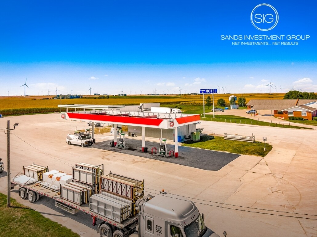 1218 S Division St, Stuart, IA for sale Building Photo- Image 1 of 1