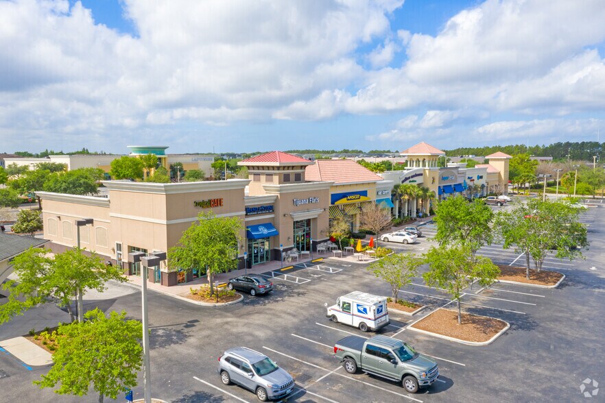 10943-10967 Causeway Blvd, Brandon, FL for sale - Primary Photo - Image 1 of 1