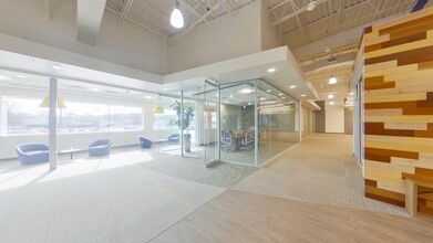 500-692 Hanes Mall Blvd, Winston-Salem, NC for lease Interior Photo- Image 2 of 27