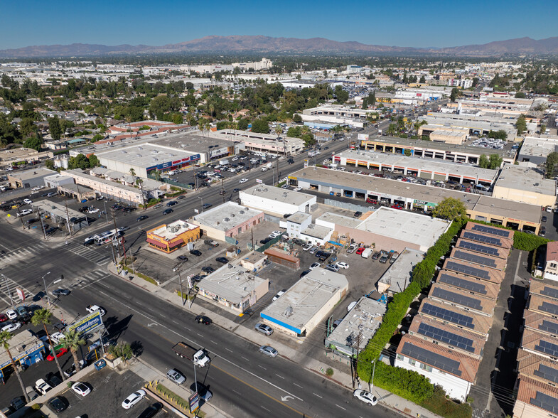 7610 Sepulveda Blvd & 15243 Saticoy St., Van Nuys, CA for lease - Building Photo - Image 3 of 22