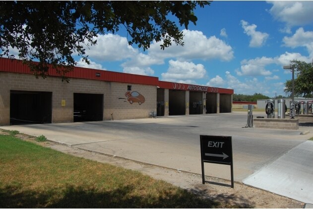 2901 Sam Houston Dr, Victoria, TX for sale Primary Photo- Image 1 of 1