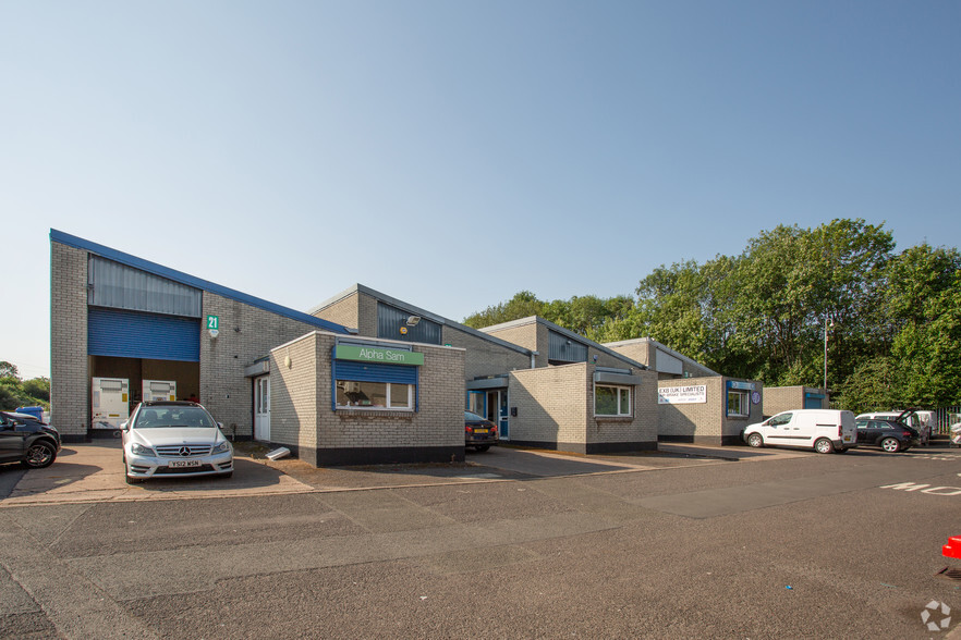 Wulfrun Trading Estate, Stafford Road Wv10 6hh, Wolverhampton for lease - Primary Photo - Image 1 of 3