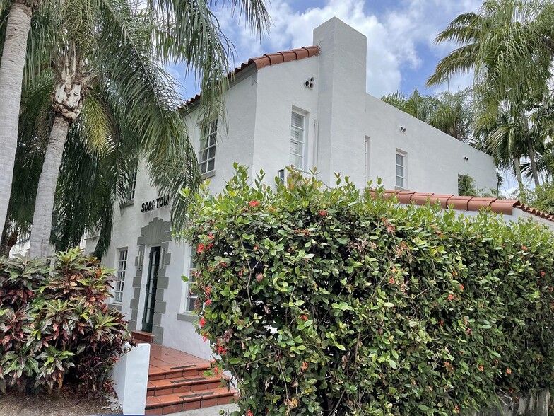 1018 Jefferson Ave, Miami Beach, FL for sale - Building Photo - Image 1 of 1